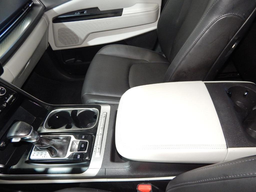 used 2022 Kia Carnival car, priced at $18,989