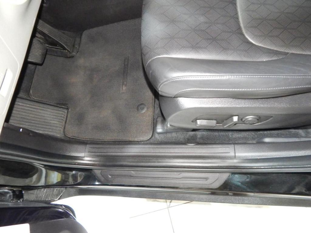 used 2022 Kia Carnival car, priced at $18,989