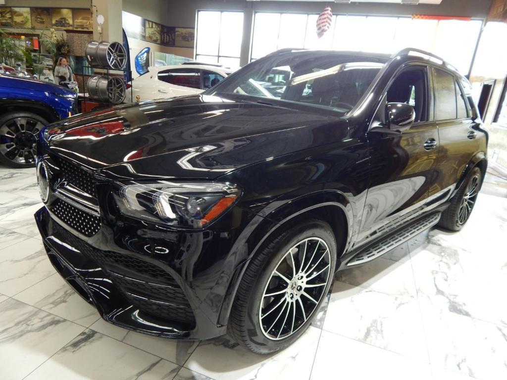 used 2023 Mercedes-Benz GLE 450 car, priced at $49,878