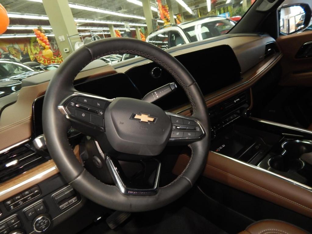used 2025 Chevrolet Suburban car, priced at $85,995