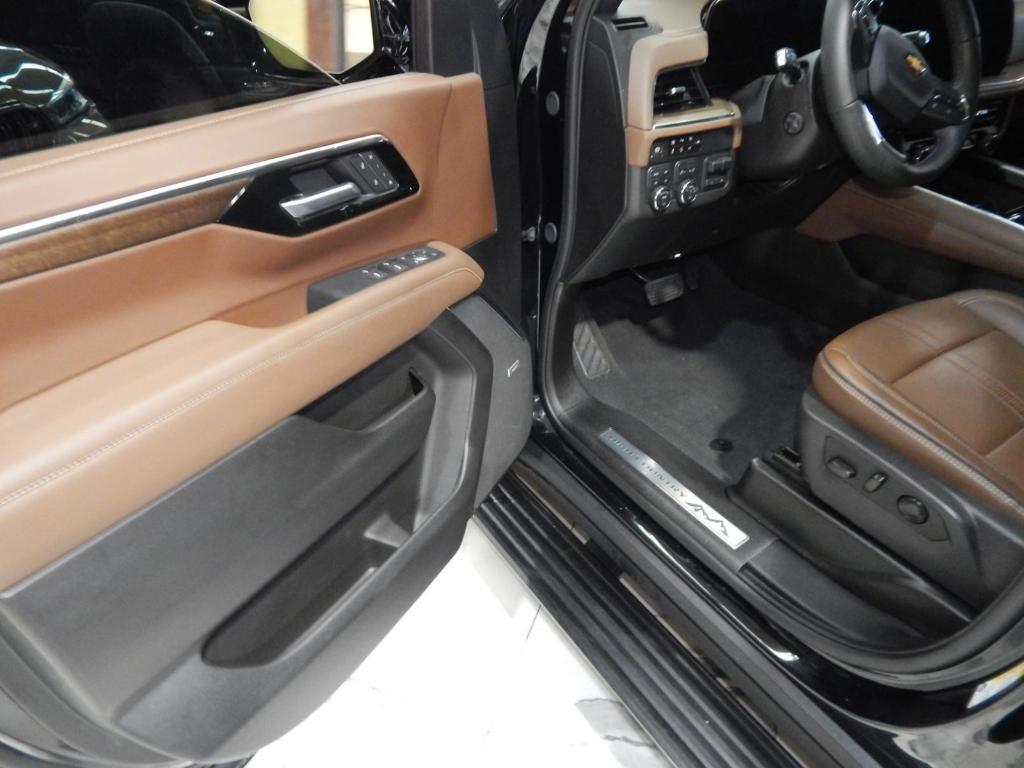 used 2025 Chevrolet Suburban car, priced at $85,995