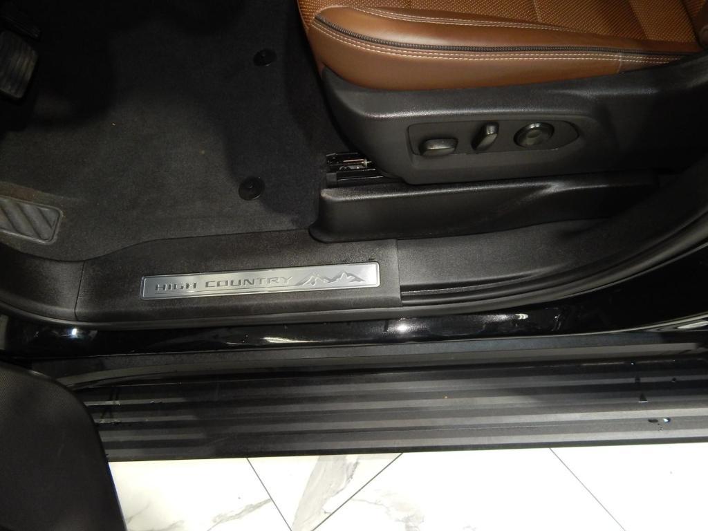 used 2025 Chevrolet Suburban car, priced at $85,995