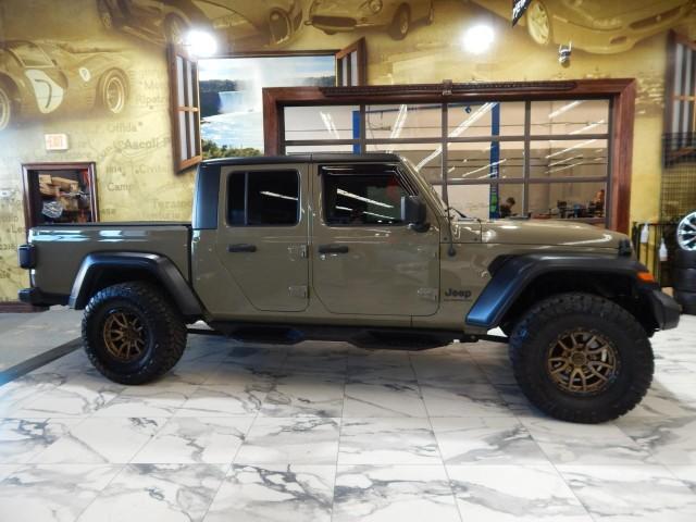 used 2020 Jeep Gladiator car, priced at $27,921