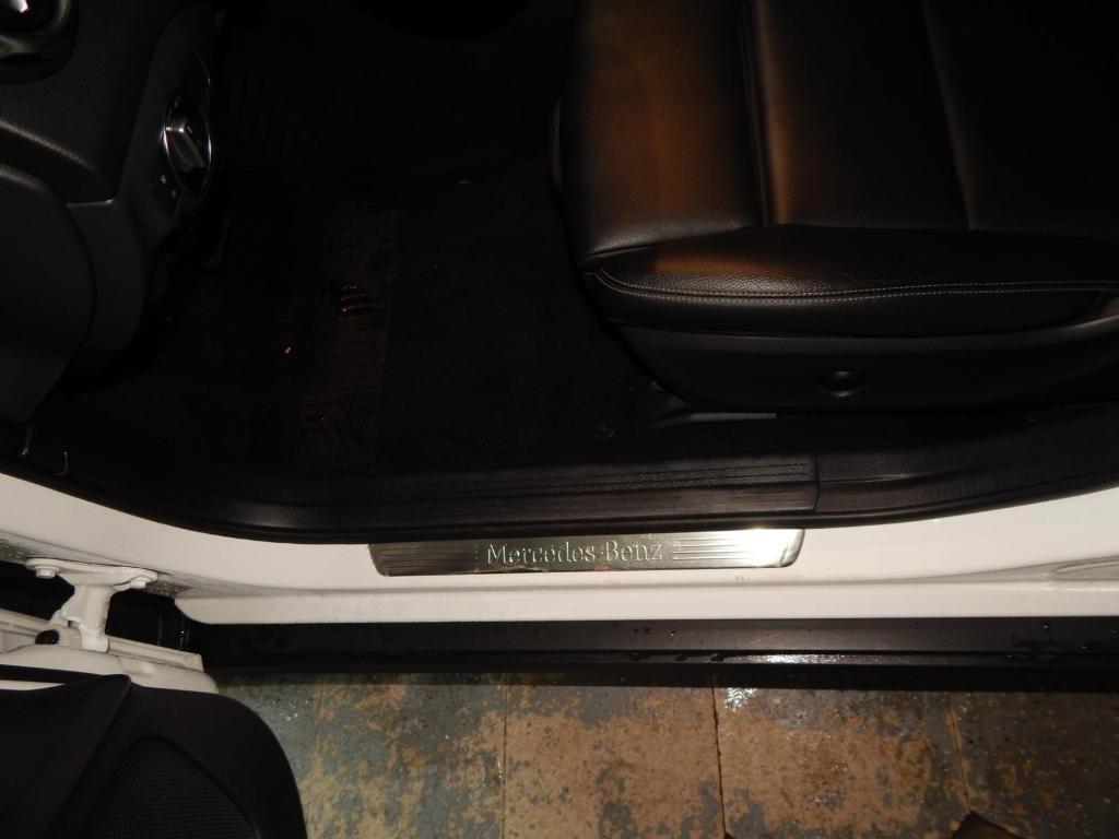 used 2020 Mercedes-Benz GLA 250 car, priced at $20,995