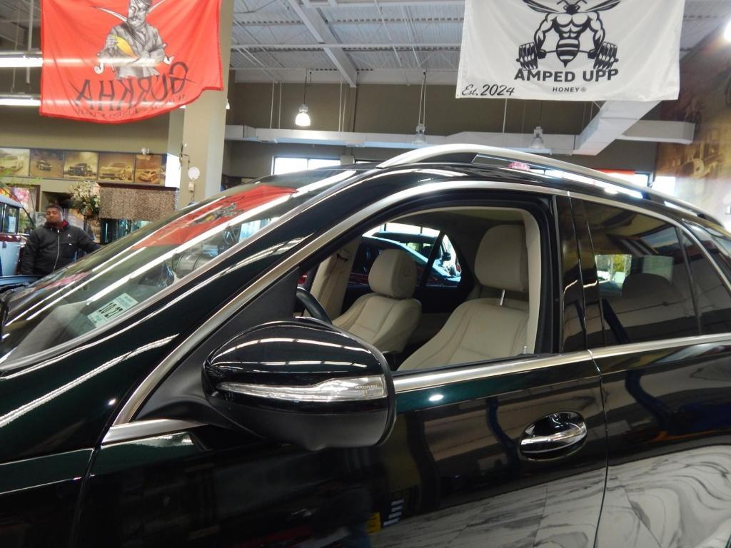 used 2022 Mercedes-Benz GLE 350 car, priced at $42,978