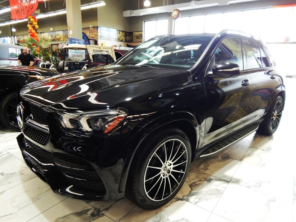 used 2022 Mercedes-Benz GLE 450 car, priced at $42,995