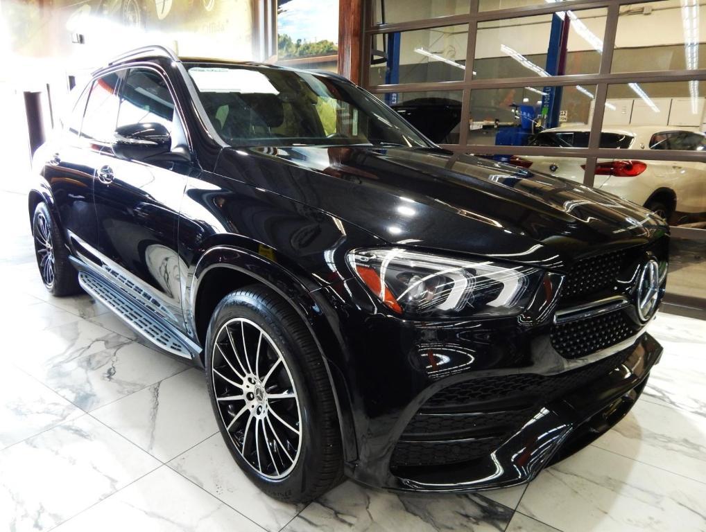 used 2022 Mercedes-Benz GLE 450 car, priced at $42,995