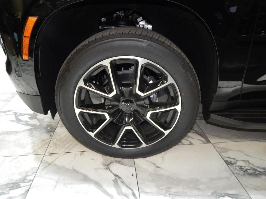 used 2025 Chevrolet Suburban car, priced at $68,675