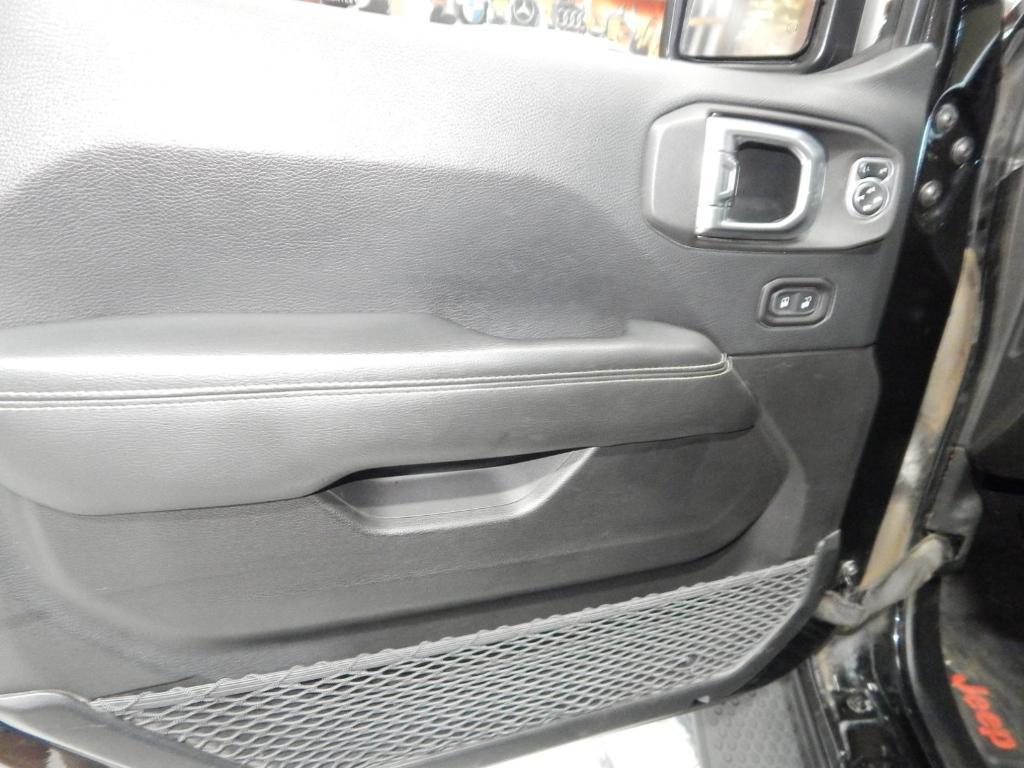 used 2019 Jeep Wrangler Unlimited car, priced at $30,995