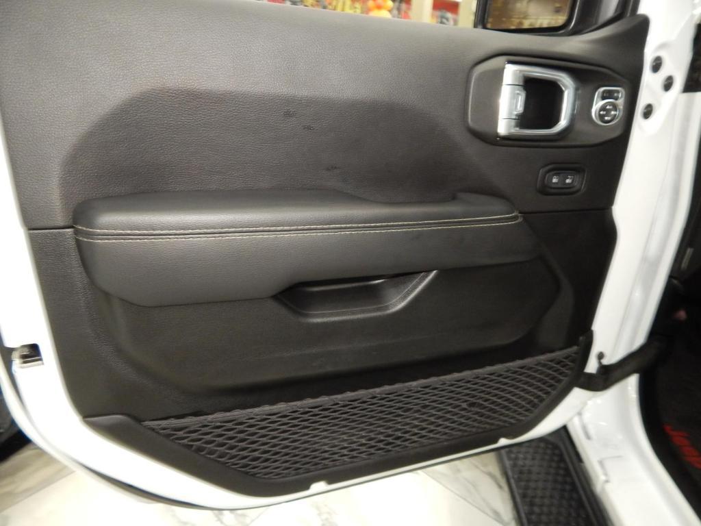 used 2022 Jeep Wrangler Unlimited car, priced at $40,795