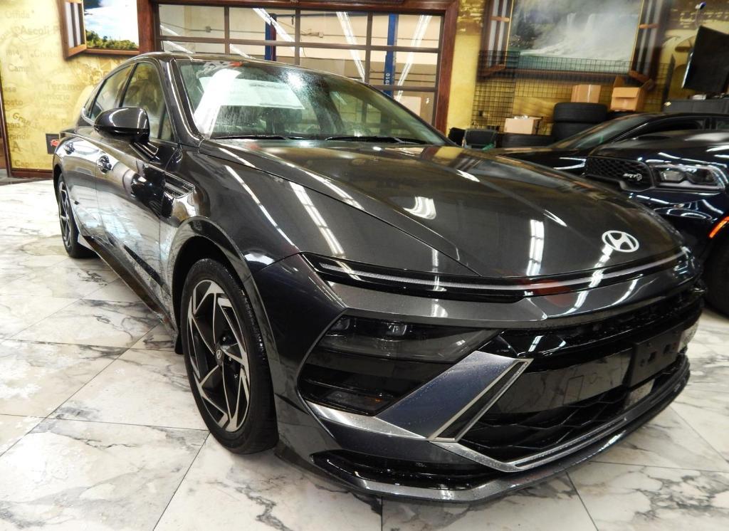 used 2025 Hyundai Sonata car, priced at $25,895