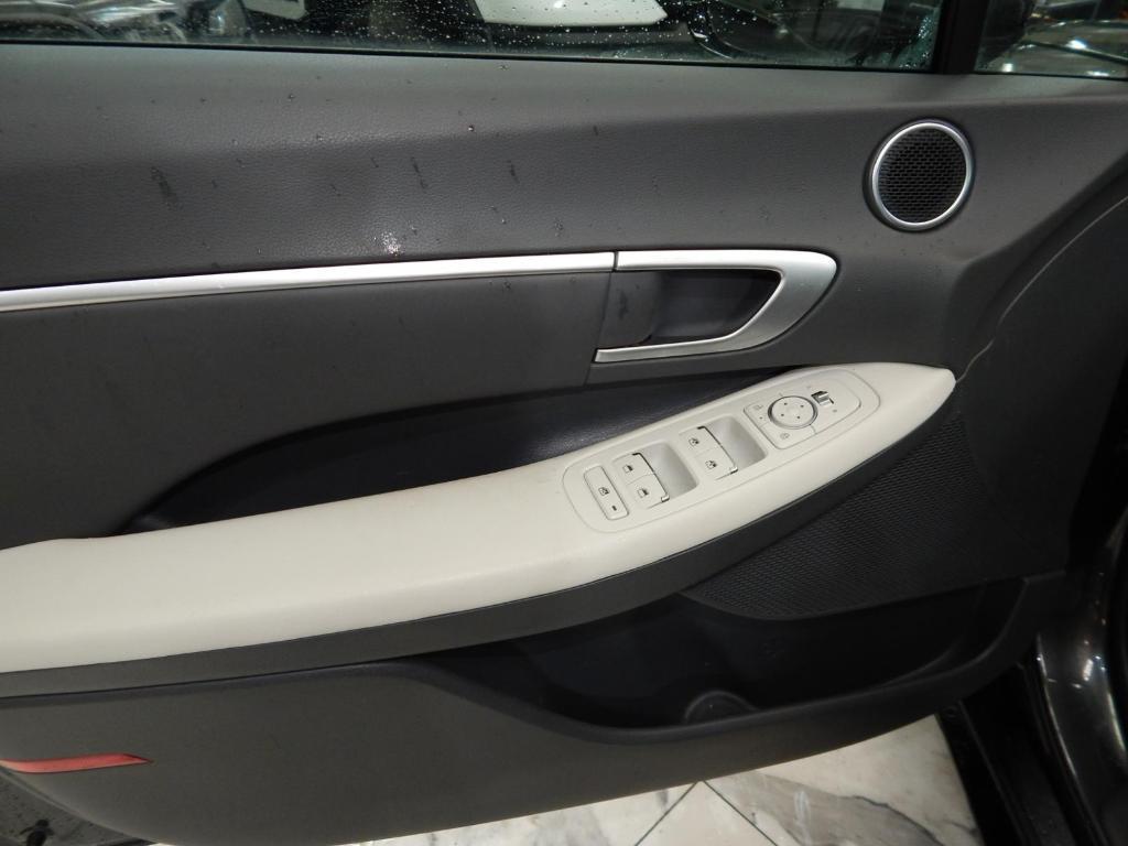 used 2025 Hyundai Sonata car, priced at $25,895