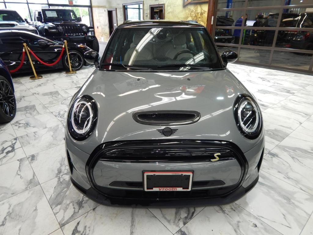 used 2022 MINI SE Hardtop car, priced at $21,995
