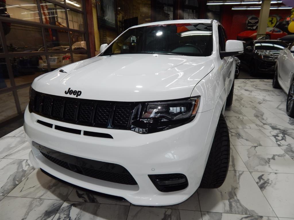 used 2019 Jeep Grand Cherokee car, priced at $39,985