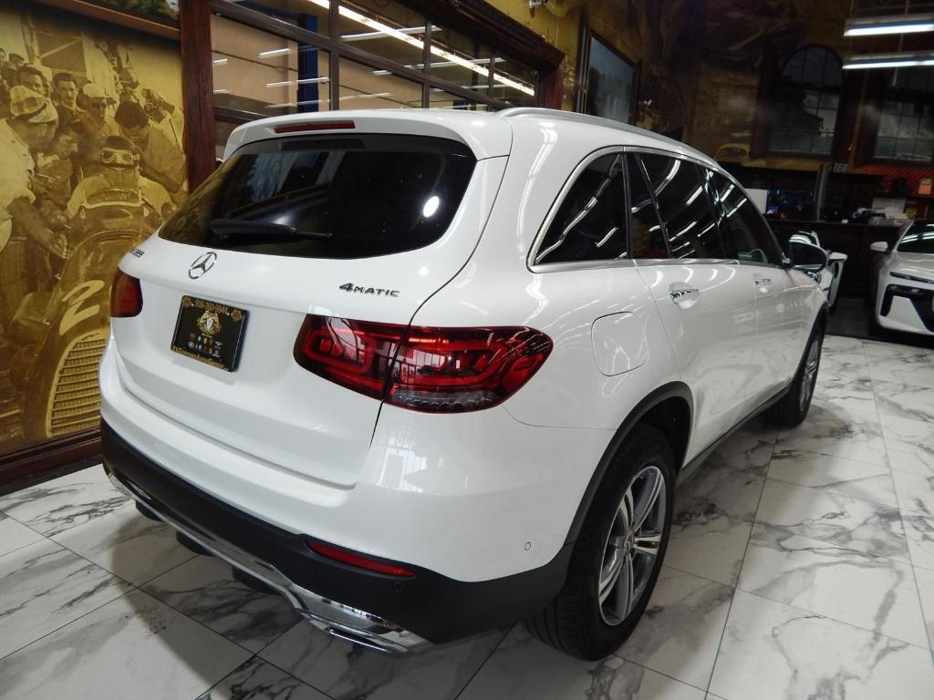 used 2022 Mercedes-Benz GLC 300 car, priced at $26,895