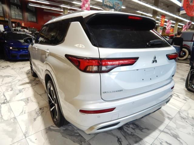 used 2022 Mitsubishi Outlander car, priced at $24,995