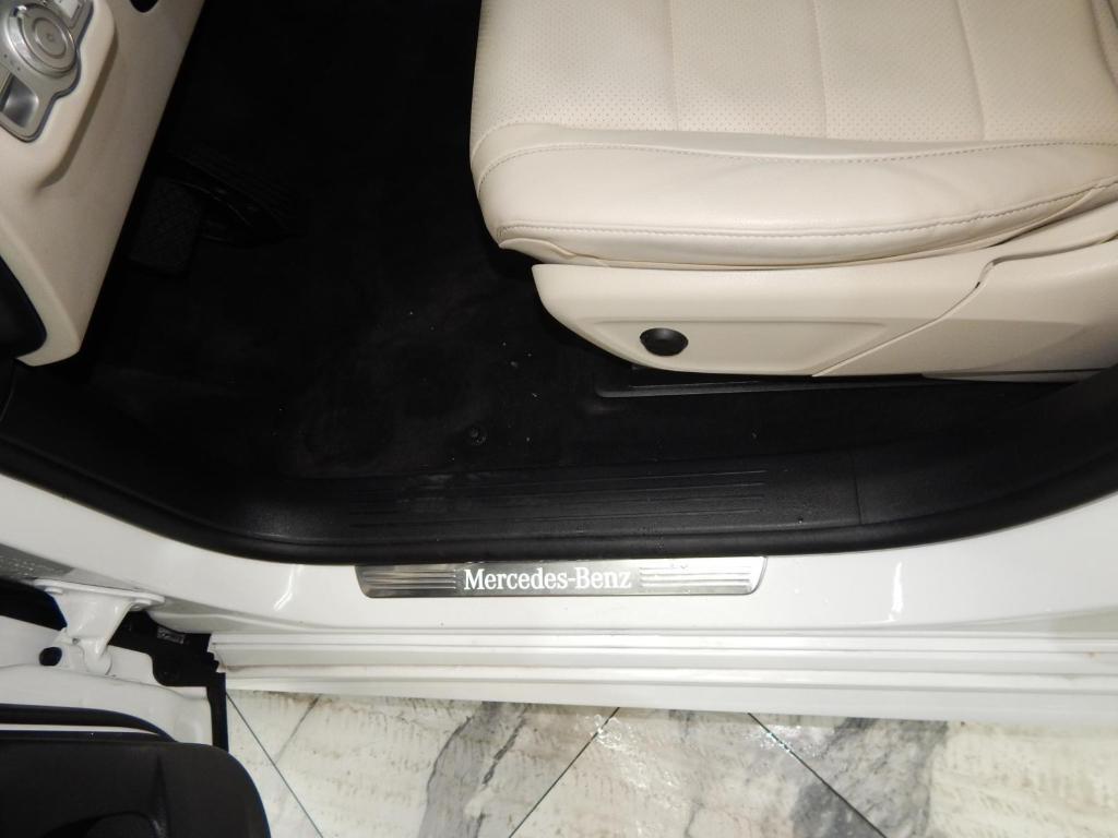 used 2022 Mercedes-Benz GLE 350 car, priced at $45,995