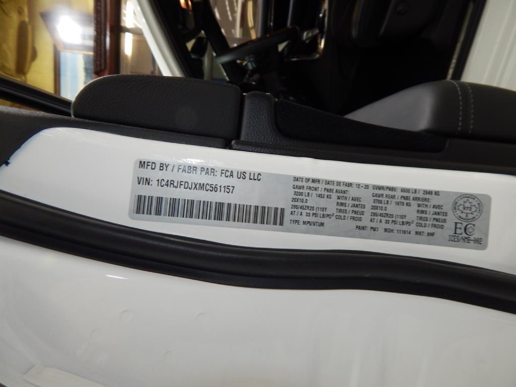 used 2021 Jeep Grand Cherokee car, priced at $49,275