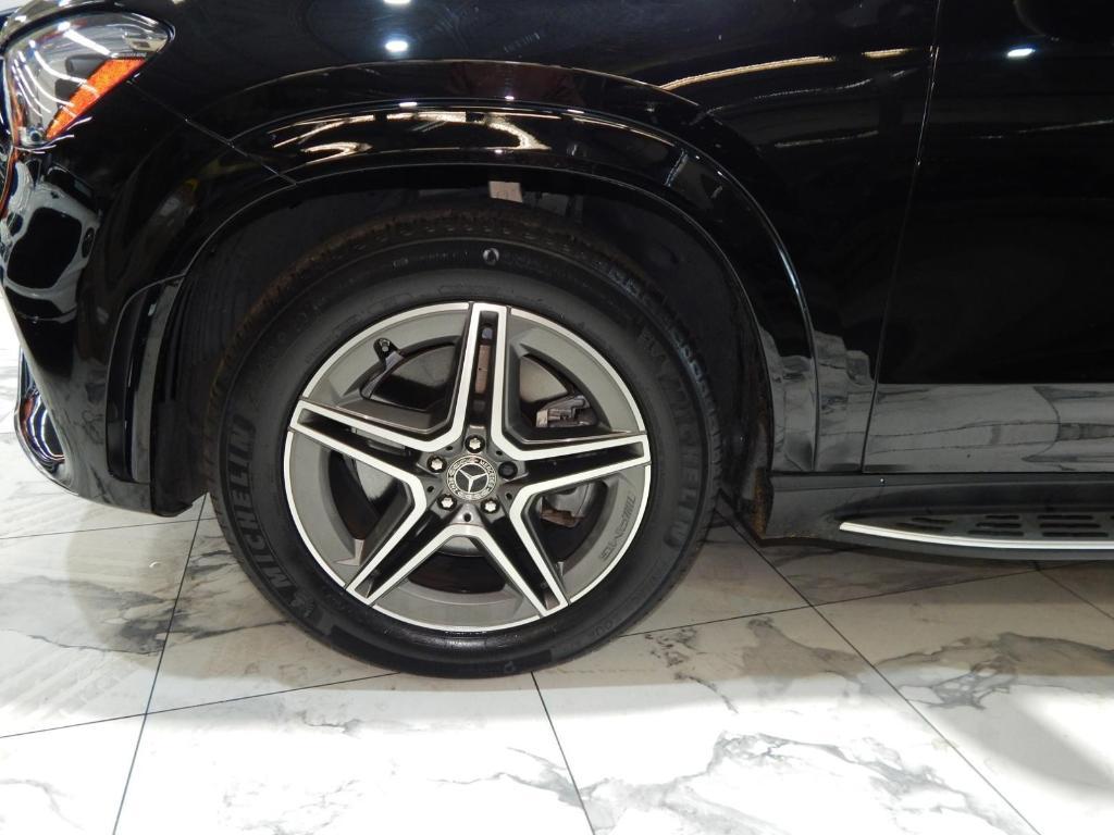used 2022 Mercedes-Benz GLE 450 car, priced at $48,985