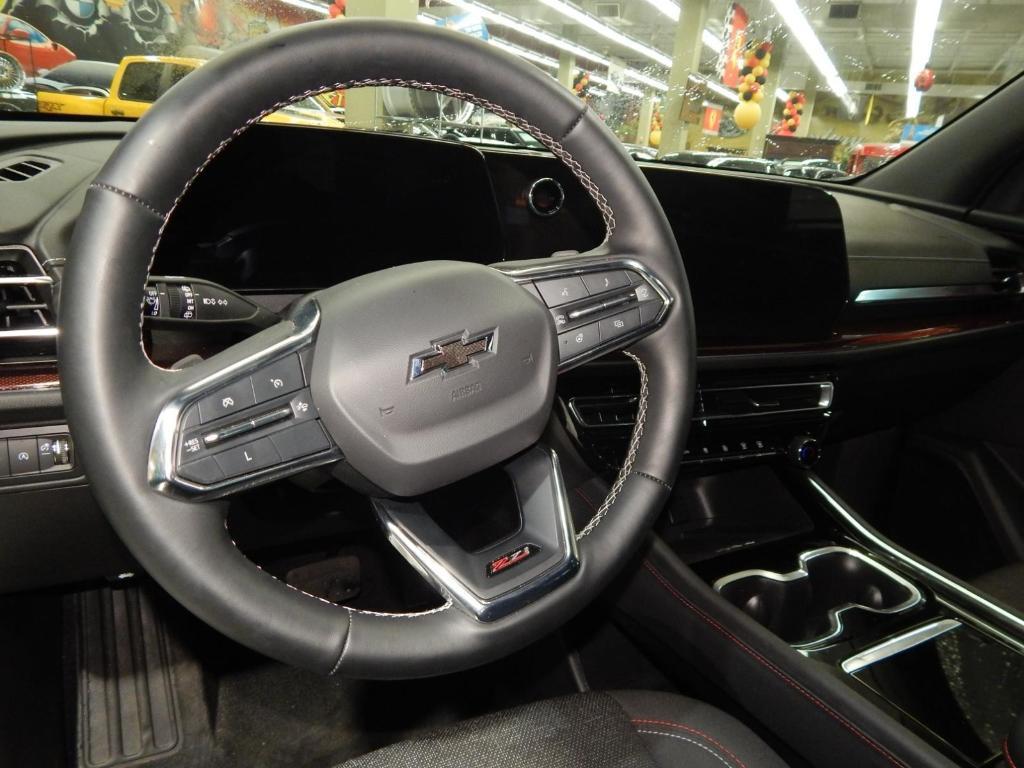 used 2024 Chevrolet Traverse car, priced at $49,895