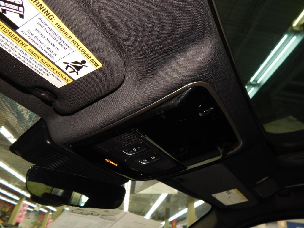 used 2021 Land Rover Range Rover Velar car, priced at $37,888