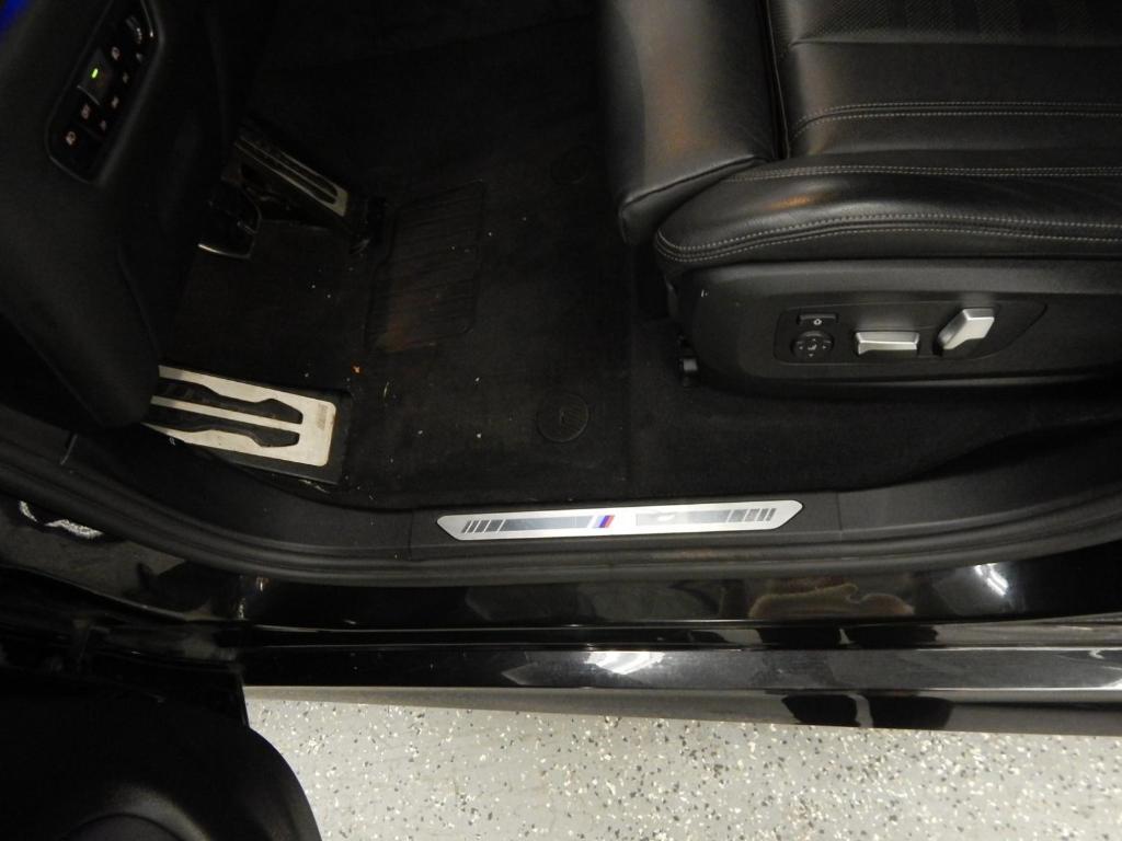 used 2021 BMW X5 car, priced at $42,995