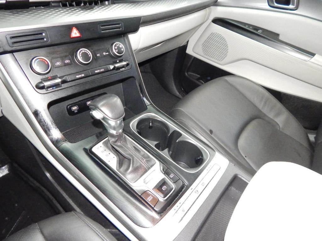 used 2022 Kia Carnival car, priced at $24,898