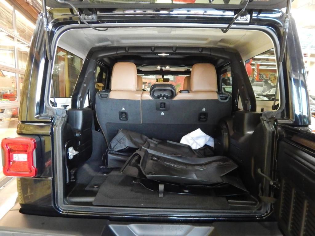 used 2021 Jeep Wrangler Unlimited car, priced at $38,995