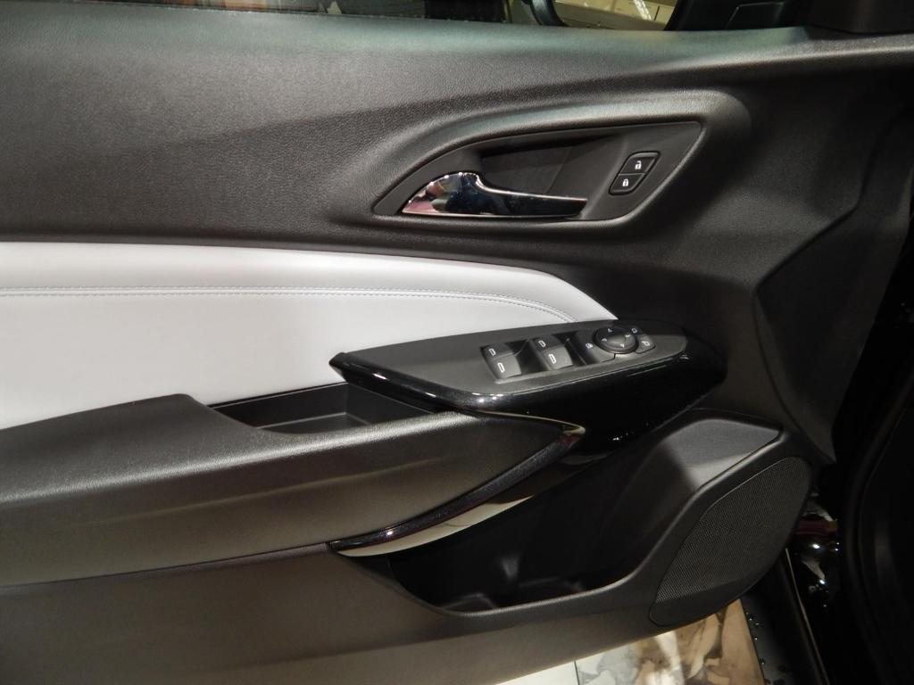 used 2025 Chevrolet Trax car, priced at $22,495