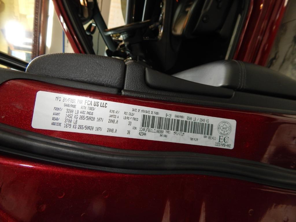 used 2020 Jeep Grand Cherokee car, priced at $19,595