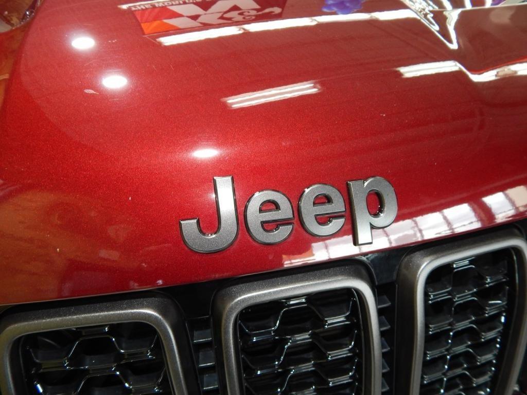 used 2020 Jeep Grand Cherokee car, priced at $19,595