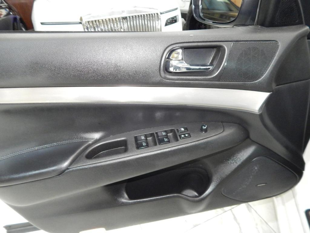 used 2015 INFINITI Q40 car, priced at $12,995