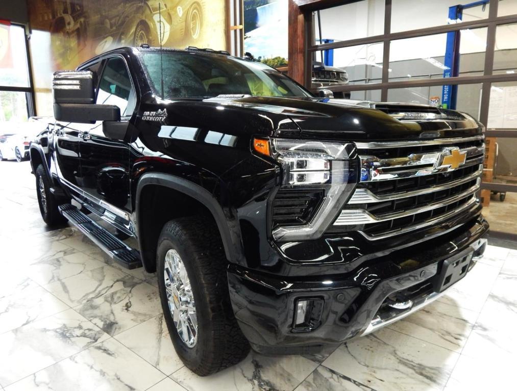 used 2024 Chevrolet Silverado 2500 car, priced at $65,975