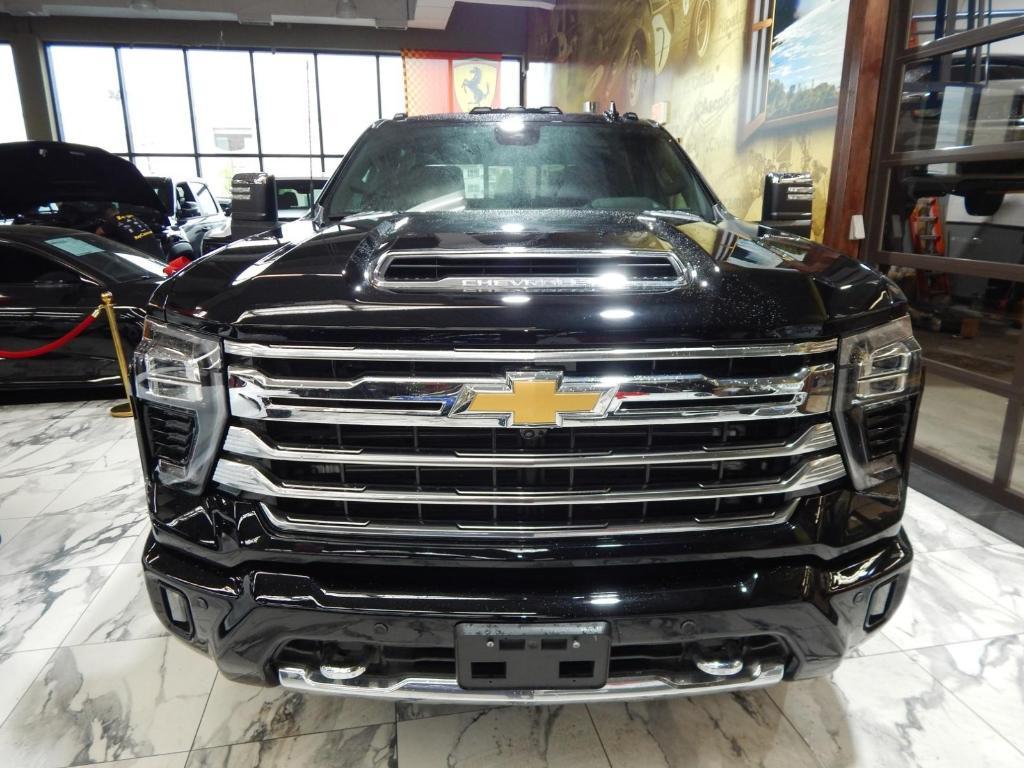 used 2024 Chevrolet Silverado 2500 car, priced at $65,975