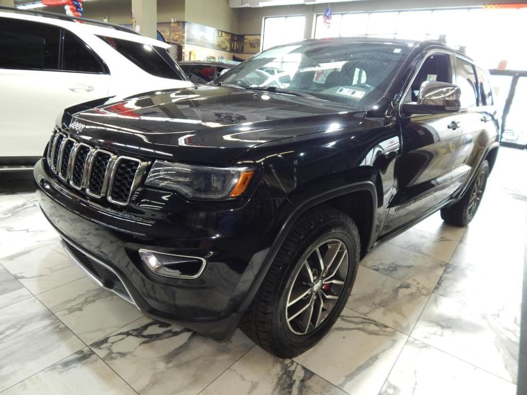 used 2017 Jeep Grand Cherokee car, priced at $12,995