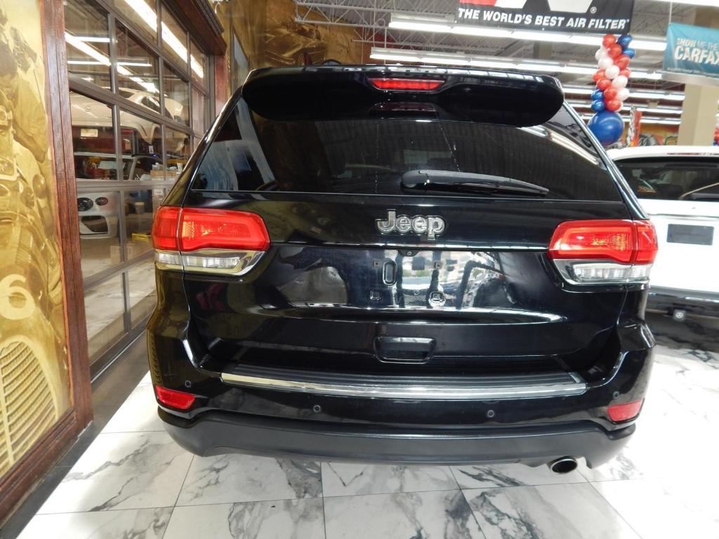 used 2017 Jeep Grand Cherokee car, priced at $12,995