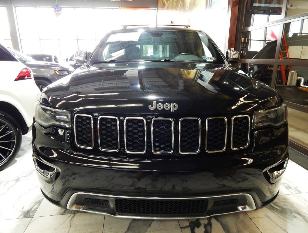 used 2017 Jeep Grand Cherokee car, priced at $12,995