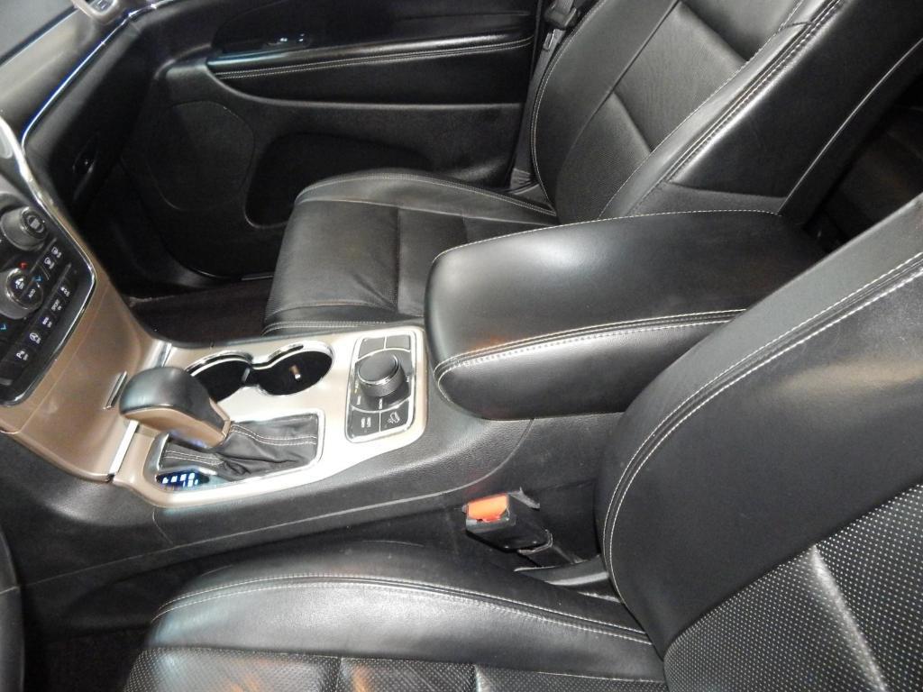 used 2017 Jeep Grand Cherokee car, priced at $12,995