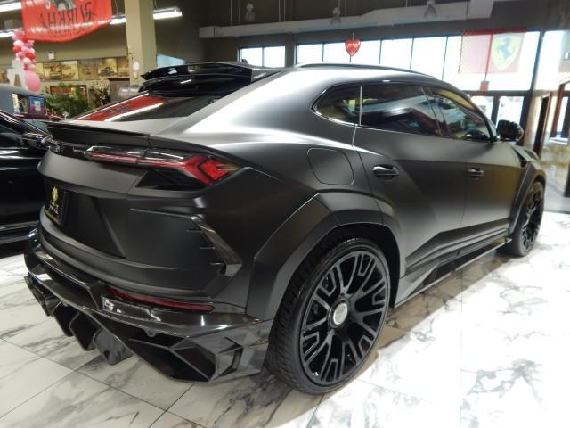 used 2021 Lamborghini Urus car, priced at $699,995