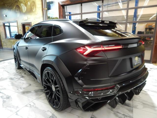 used 2021 Lamborghini Urus car, priced at $699,995