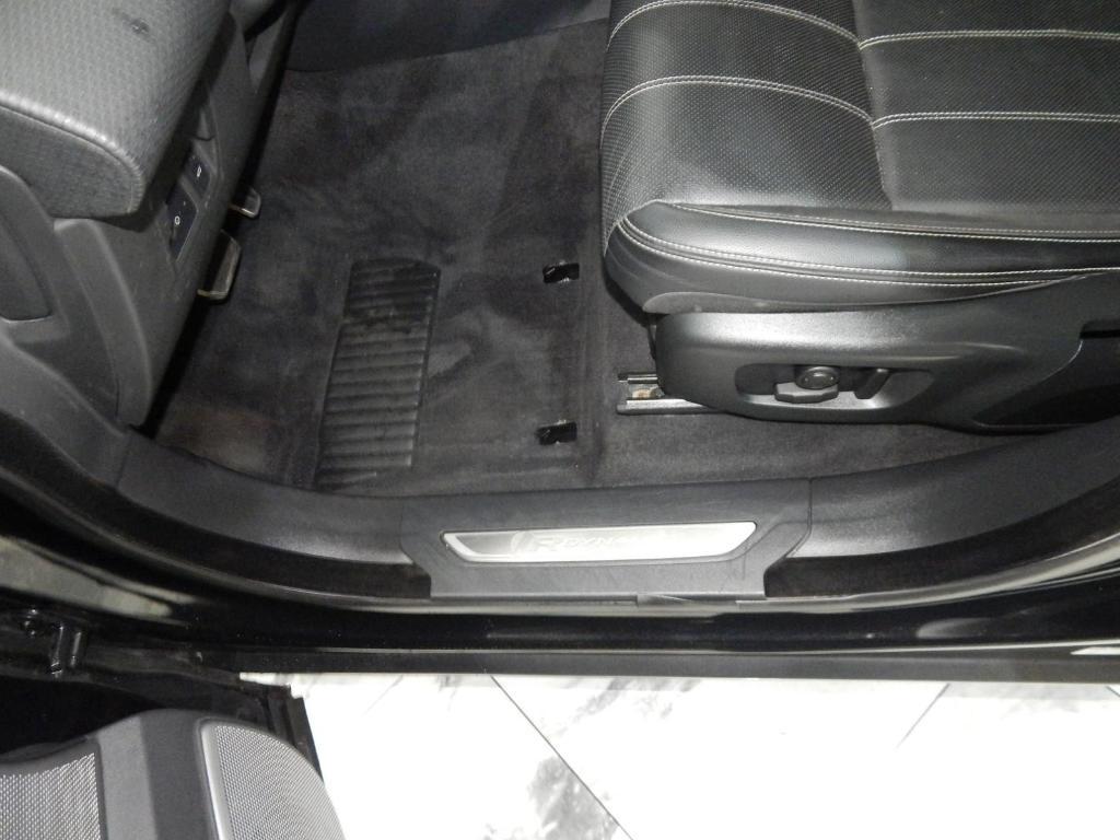 used 2022 Land Rover Range Rover Velar car, priced at $34,885