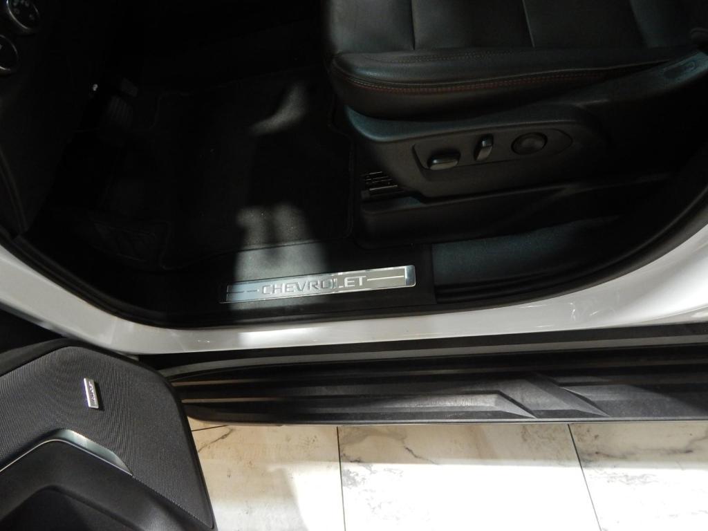 used 2023 Chevrolet Suburban car, priced at $58,988