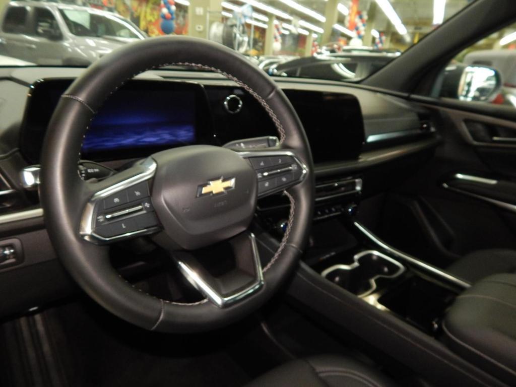 used 2024 Chevrolet Traverse car, priced at $36,995