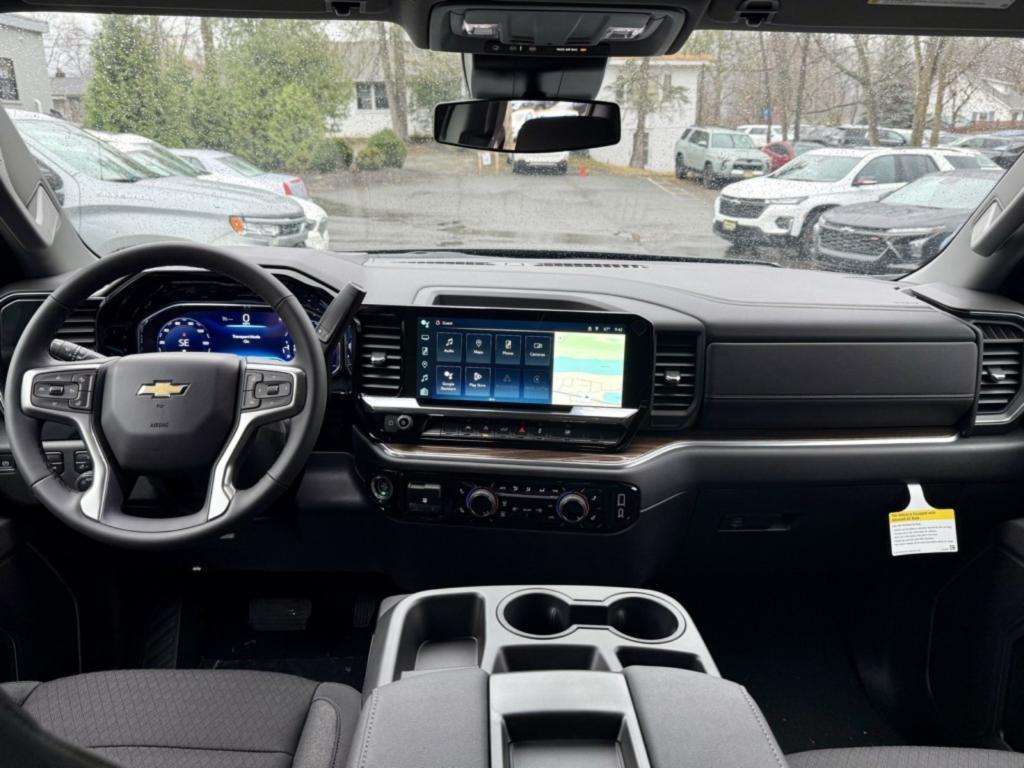 used 2025 Chevrolet Silverado 1500 car, priced at $43,995