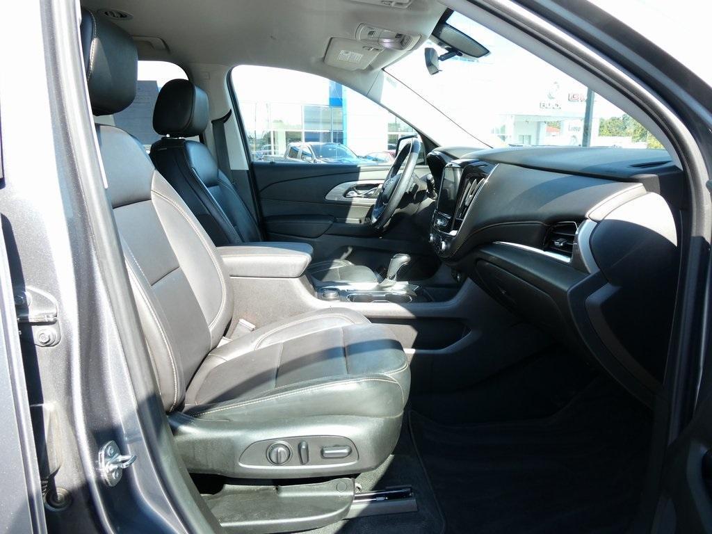 used 2020 Chevrolet Traverse car, priced at $25,995