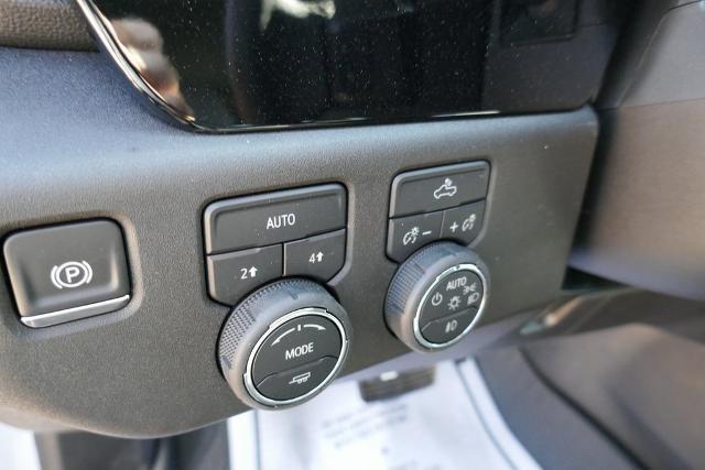 new 2025 Chevrolet Silverado 1500 car, priced at $52,944