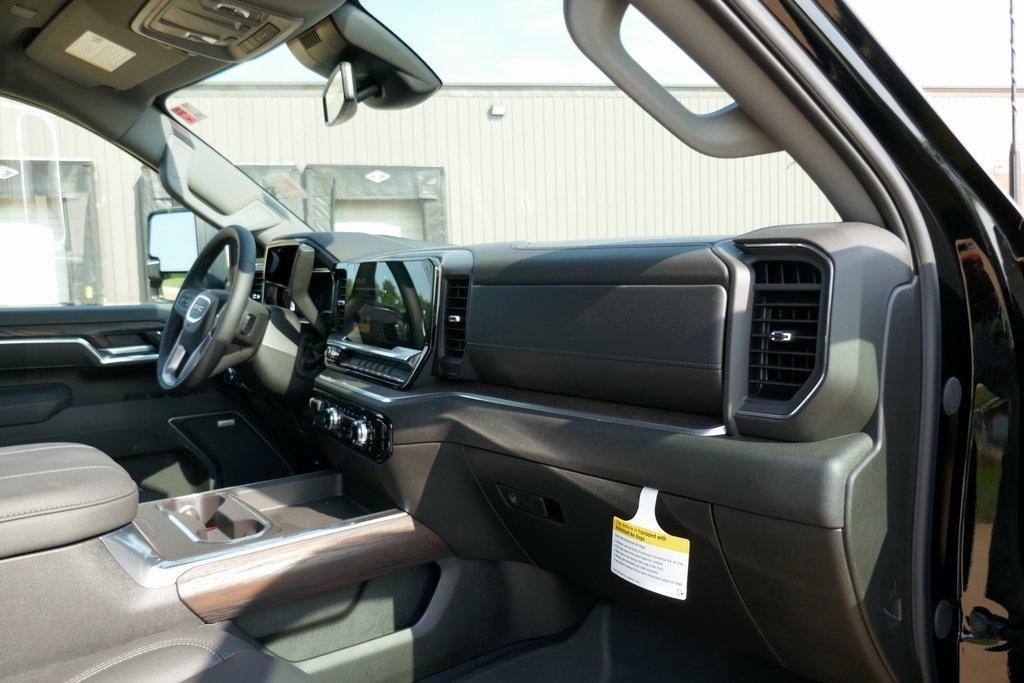 new 2025 GMC Sierra 2500 car, priced at $65,073