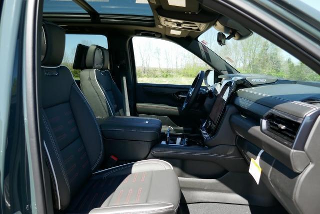 new 2025 GMC Yukon car, priced at $96,270