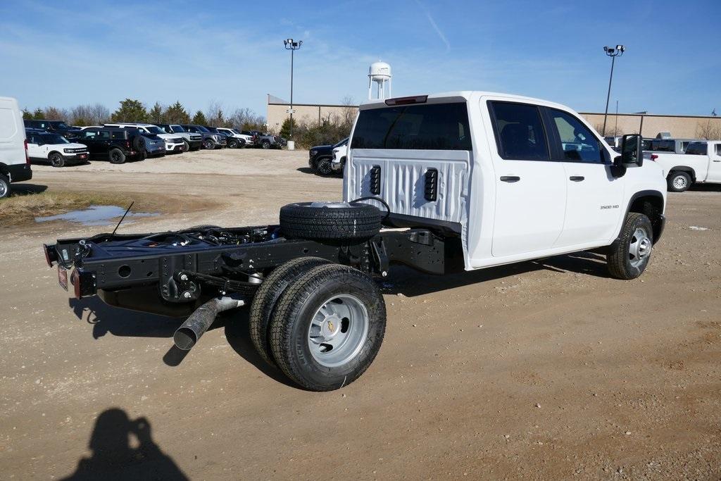 new 2025 Chevrolet Silverado 3500 car, priced at $61,058