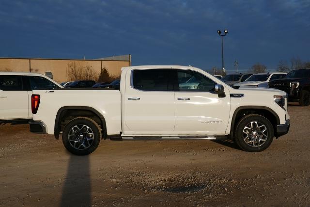 new 2025 GMC Sierra 1500 car, priced at $55,332